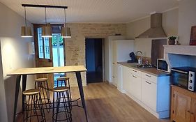Petite Maison En Pierre Au Calme Avec Exterieur